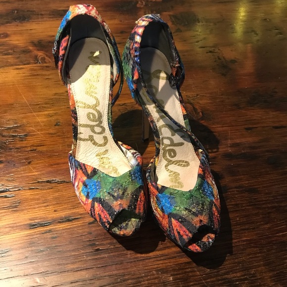 Sam Edelman Platform Sandals - Picture 2 of 3